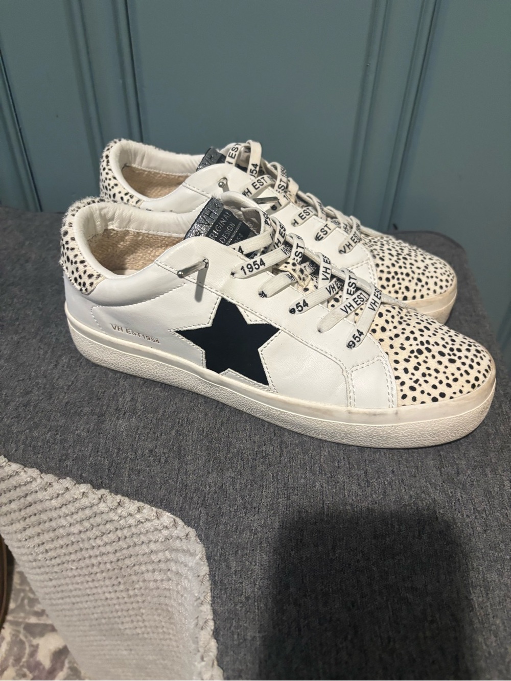Vintage Havana White Sneakers with Black Star and Dalmatian Spot